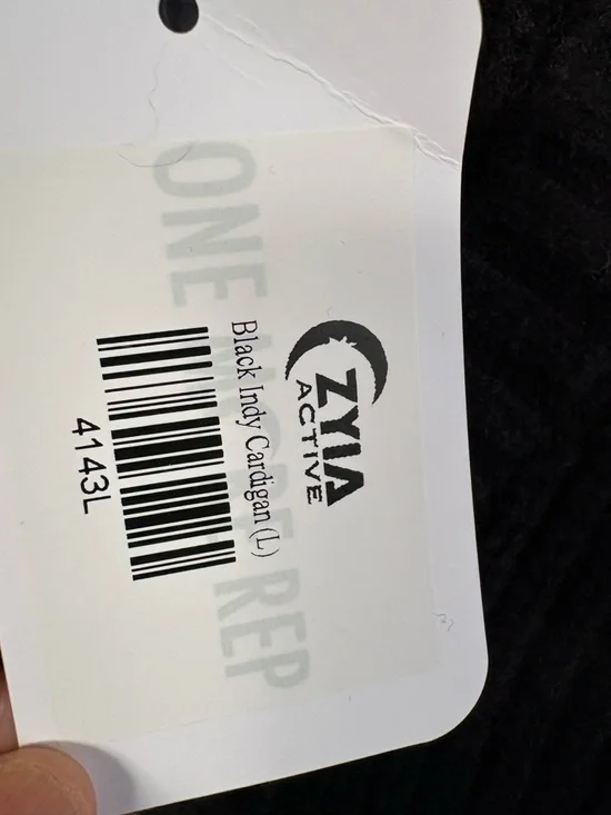 ZYIA Charcoal Ribbed Button-Front Cardigan - Picture 3 of 5